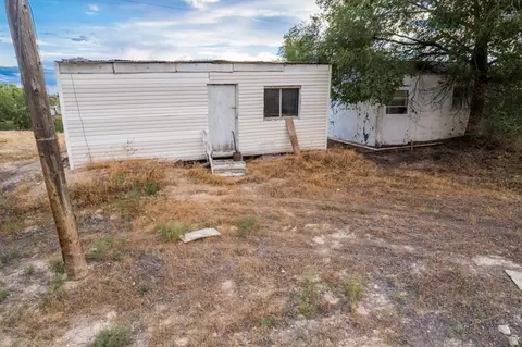 Exterior - 2308 E Highway 40, Naples, UT 84078 photo 7 of 8