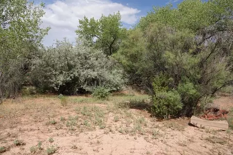 Exterior - 4500 S Notom Rd, Torrey, UT 84775 photo 1 of 6