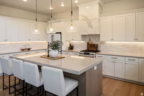 Kitchen - 1314 E Sunset Ct #305, Ogden, UT 84403 photo 1 of 2