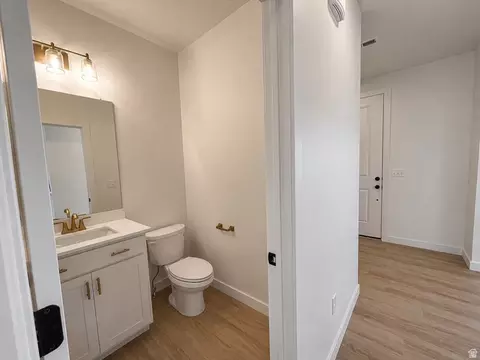 Entry Way - 1089 E Blackfeet Dr #518, Eagle Mountain, UT 84005 photo 1 of 2