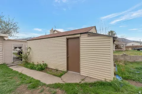 Exterior - 544 S 500 E, Payson, UT 84651 photo 4 of 5