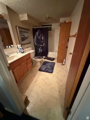 Bath - 289 E 4475 S, Ogden, UT 84405 photo 1 of 1