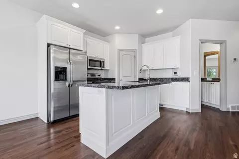 Kitchen - 704 S 1840 W, Orem, UT 84059 photo 1 of 2