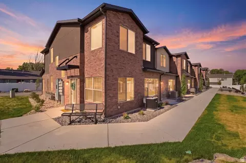 1279 S 985 E, Ogden, UT 84404