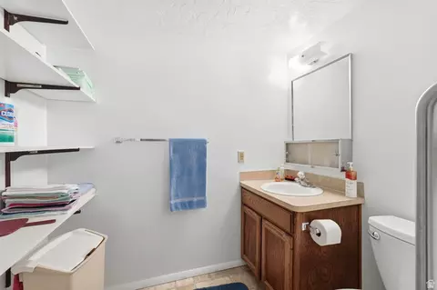 Bath - 748 E Antelope Dr N, Layton, UT 84041 photo 5 of 5