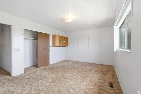 Bedroom - 748 E Antelope Dr N, Layton, UT 84041 photo 3 of 6