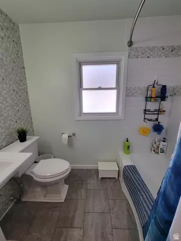 Bath - 8588 S 100 E, Sandy, UT 84070 photo 1 of 3