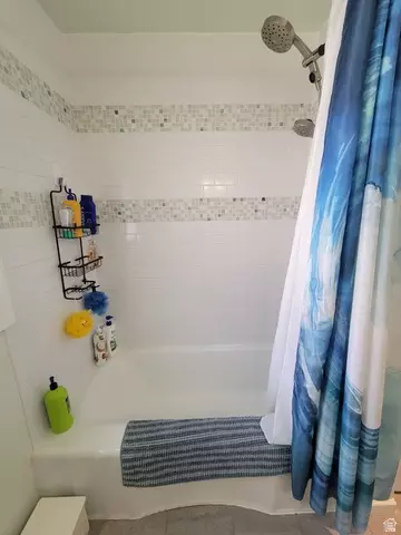Bath - 8588 S 100 E, Sandy, UT 84070 photo 3 of 3