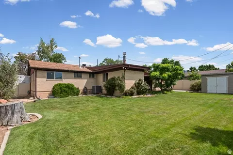 Exterior - 192 E Millerberg Dr S, Sandy, UT 84070 photo 6 of 7