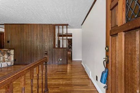 Entry Way - 192 E Millerberg Dr S, Sandy, UT 84070 photo 1 of 1