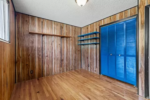Bedroom - 192 E Millerberg Dr S, Sandy, UT 84070 photo 2 of 4