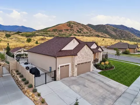 View/Area - 1341 S 450 E, Payson, UT 84651 photo 3 of 4