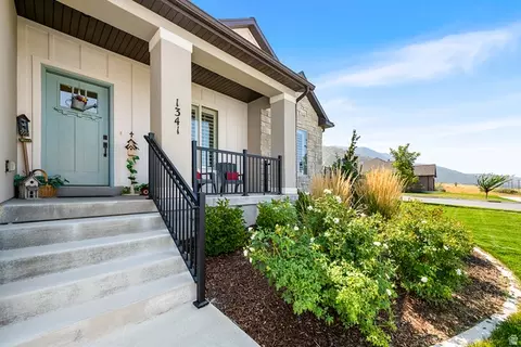 Exterior - 1341 S 450 E, Payson, UT 84651 photo 9 of 9