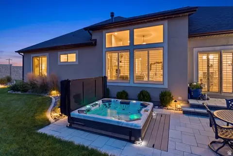 Exterior - 1341 S 450 E, Payson, UT 84651 photo 3 of 9