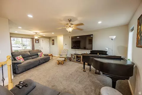 Living - 3892 E South Pass Cv, Eagle Mountain, UT 84005 photo 2 of 4