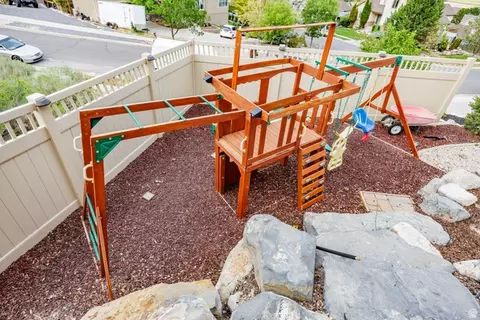 Exterior - 3892 E South Pass Cv, Eagle Mountain, UT 84005 photo 1 of 8