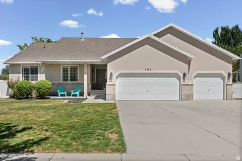 3762 W Elk Valley Ln S, South Jordan, UT 84095