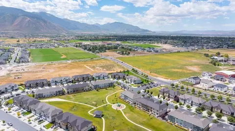 View/Area - 662 N 2560 E, Spanish Fork, UT 84660 photo 4 of 4