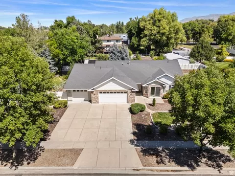 View/Area - 855 W 1040 S, Logan, UT 84321 photo 1 of 12