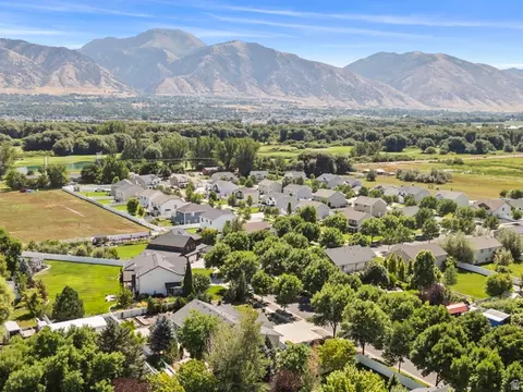 View/Area - 855 W 1040 S, Logan, UT 84321 photo 10 of 12