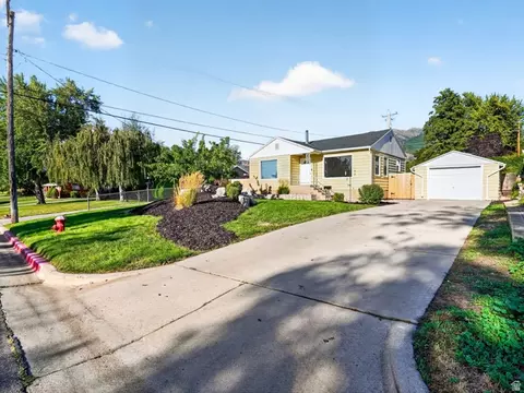 4452 S Jefferson Ave, South Ogden, UT 84403