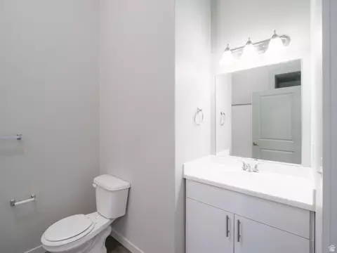 Bath - 1141 E 1320 S #A401, Provo, UT 84606 photo 2 of 2