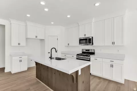 Kitchen - 2850 N Chokecherry Dr #LOT EAGLE, Eagle Mountain, UT 84005 photo 1 of 2