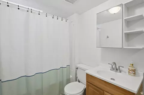 Bath - 410 E 9120 S, Sandy, UT 84070 photo 3 of 3