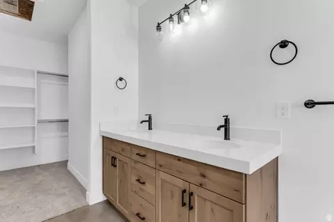 Bath - 1194 E Goldie Lou Ln UNIT EAGLE, Eagle Mountain, UT 84005 photo 1 of 3