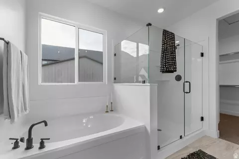 Bath - 1615 E 920 N #247, Salem, UT 84653 photo 1 of 2