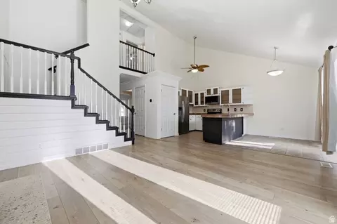 Living - 1922 S 100 E, Clearfield, UT 84015 photo 3 of 7