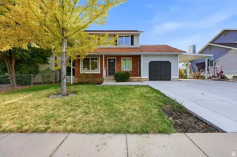 Exterior - 1922 S 100 E, Clearfield, UT 84015 photo 2 of 9