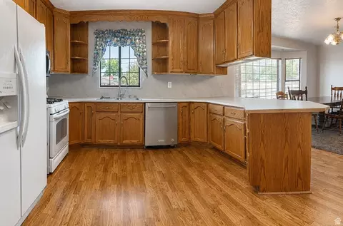 Kitchen - 600 E 200 N, Mount Pleasant, UT 84647 photo 1 of 1