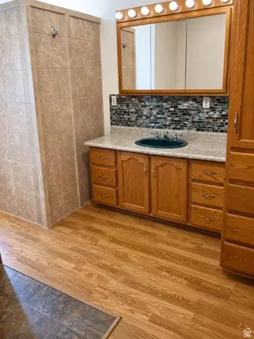 Bath - 600 E 200 N, Mount Pleasant, UT 84647 photo 1 of 2