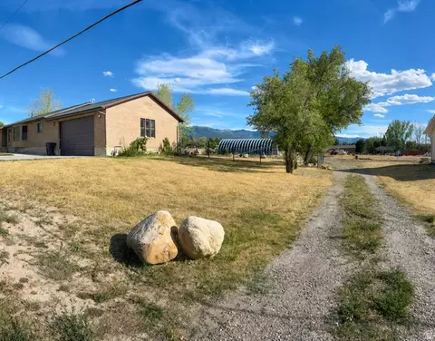 Exterior - 600 E 200 N, Mount Pleasant, UT 84647 photo 2 of 4