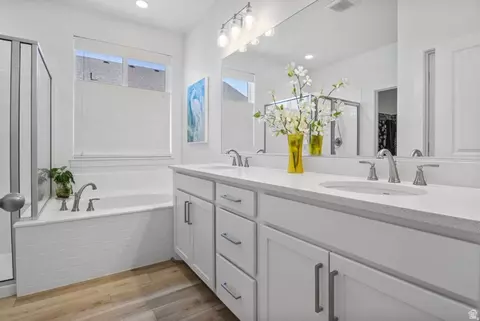 Bath - 5420 N Cliffrose Dr, Eagle Mountain, UT 84005 photo 1 of 3