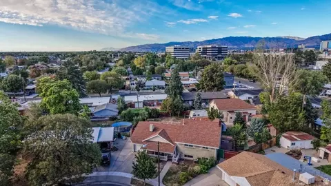View/Area - 556 W Greenleaf Dr, Murray, UT 84123 photo 7 of 9