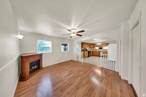 Living - 556 W Greenleaf Dr, Murray, UT 84123 photo 4 of 6