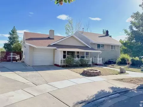 556 W Greenleaf Dr, Murray, UT 84123 photo 3