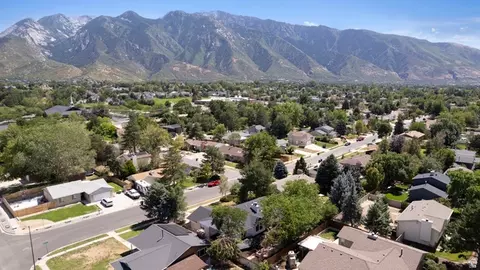 View/Area - 9828 S 2240 E, Sandy, UT 84092 photo 3 of 4