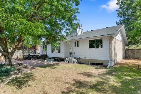 Exterior - 9828 S 2240 E, Sandy, UT 84092 photo 6 of 6