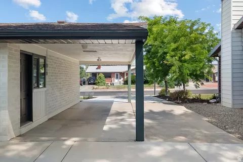 Exterior - 768 E 8080 S, Sandy, UT 84094 photo 10 of 11