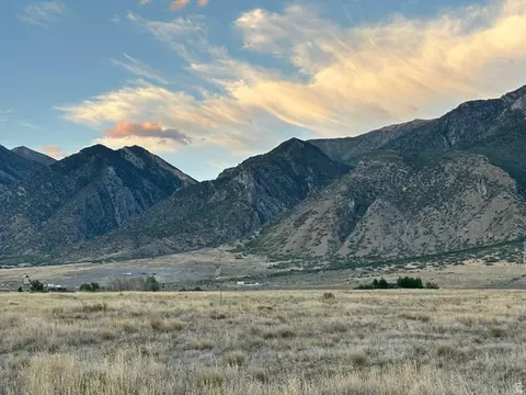 463 S 300 E, Mona, UT 84645 photo 4