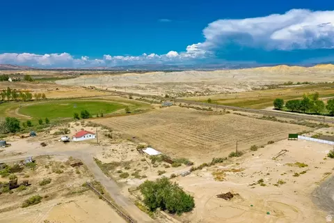 View/Area - 7600 E 2500 S, Jensen, UT 84035 photo 3 of 6
