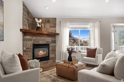 Living - 7920 S Pear Tree Cir, Sandy, UT 84094 photo 2 of 5