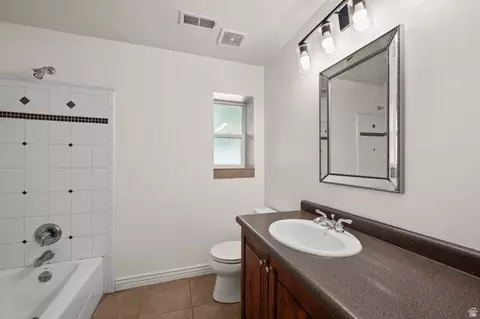 Bath - 7920 S Pear Tree Cir, Sandy, UT 84094 photo 3 of 3