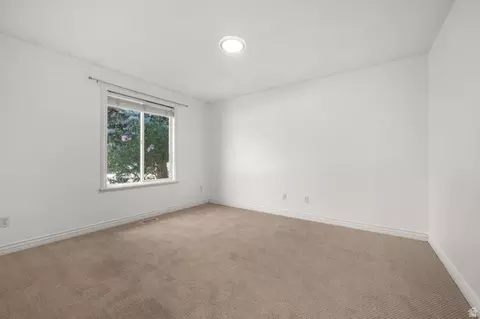 Bedroom - 7920 S Pear Tree Cir, Sandy, UT 84094 photo 2 of 5