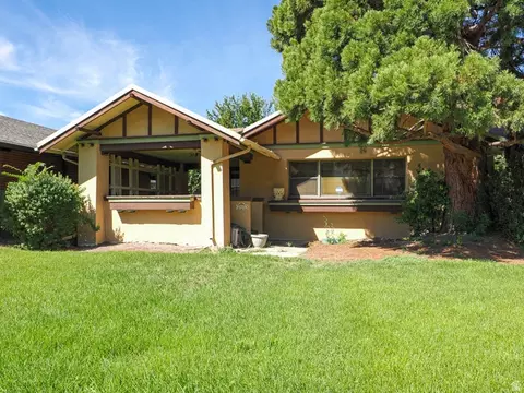 2466 S Highland Dr, Salt Lake City, UT 84106