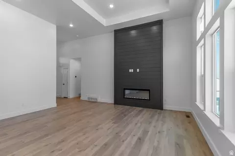 Living - 623 S 125 E #116, Hyde Park, UT 84318 photo 2 of 5