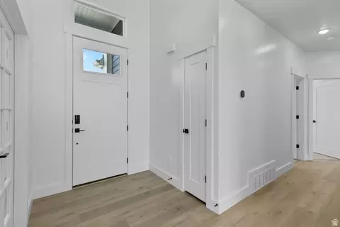 Entry Way - 623 S 125 E #116, Hyde Park, UT 84318 photo 5 of 8